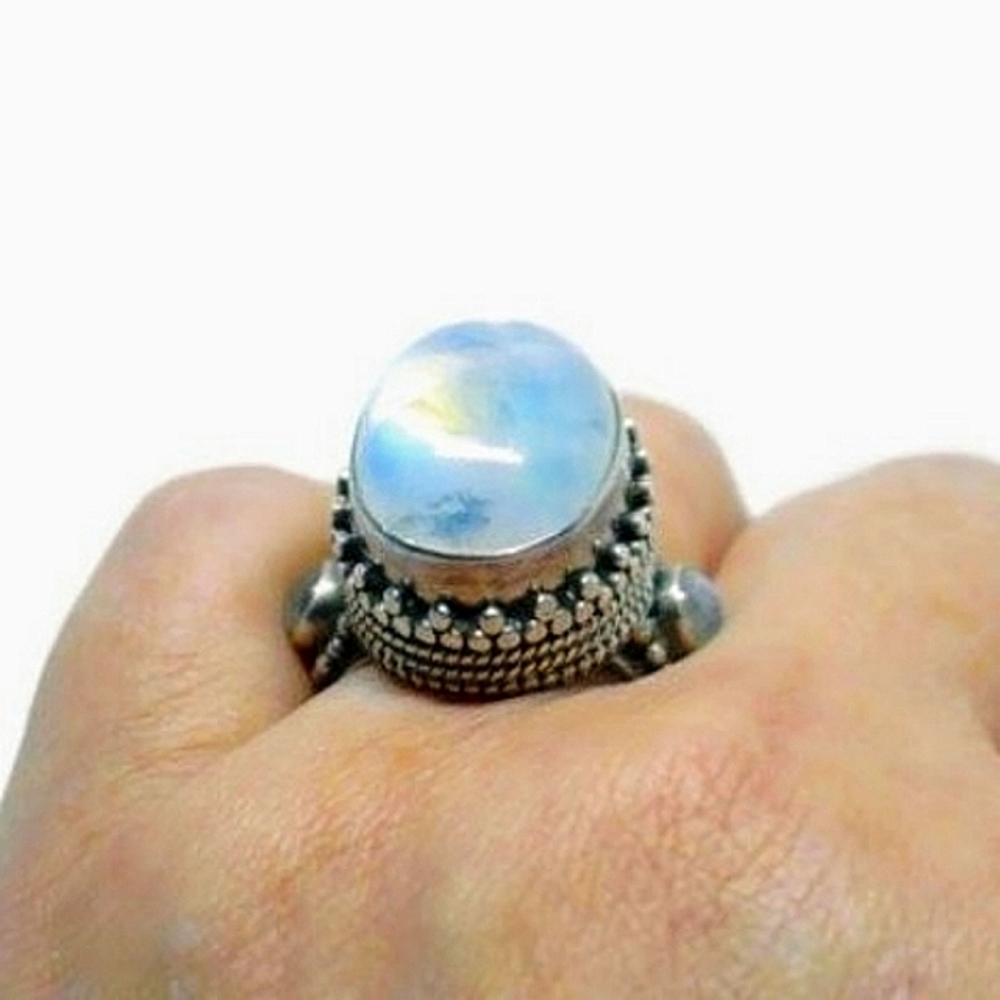 Vintage Rainbow Moonstone 925 Solid Silver Ring - image 2